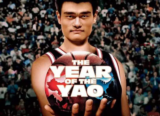 篮球教练如何为不同年龄段的球员制定战术训练方案?_2